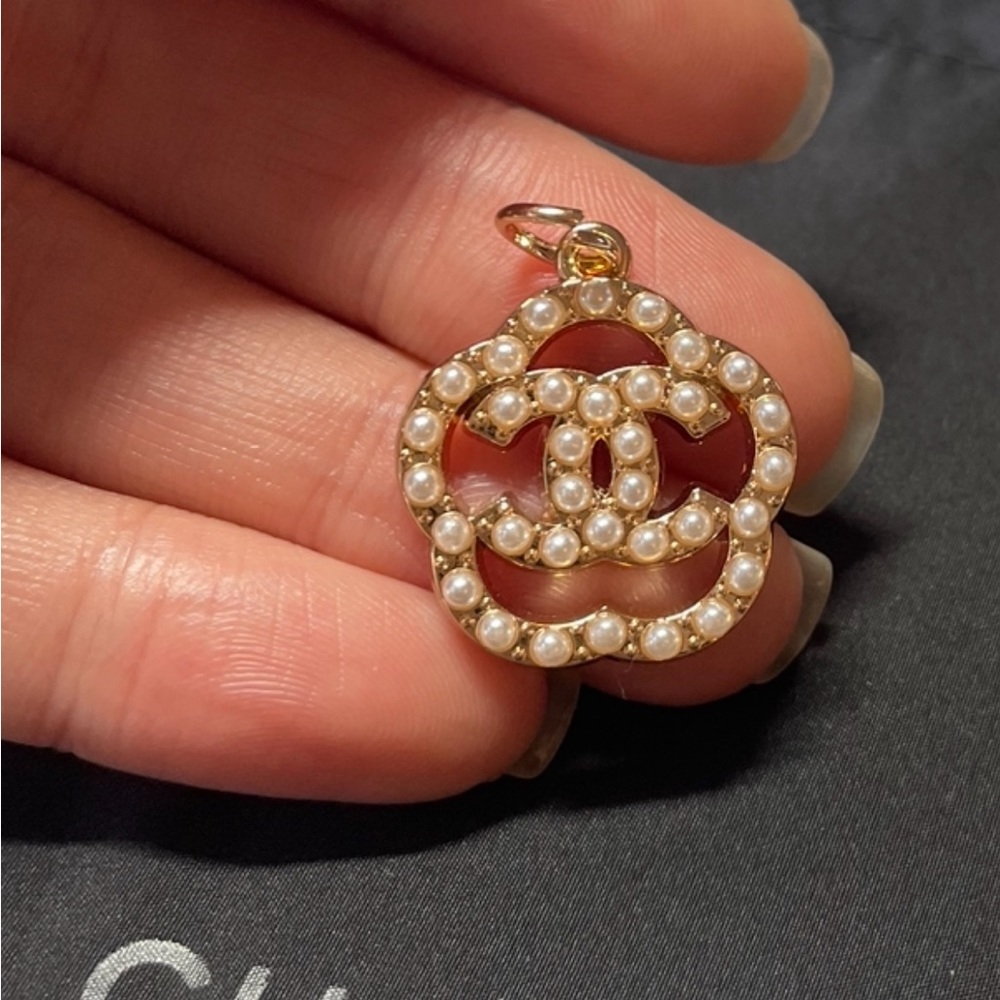 Sold CHANEL Hardware - Picture 11 of 12